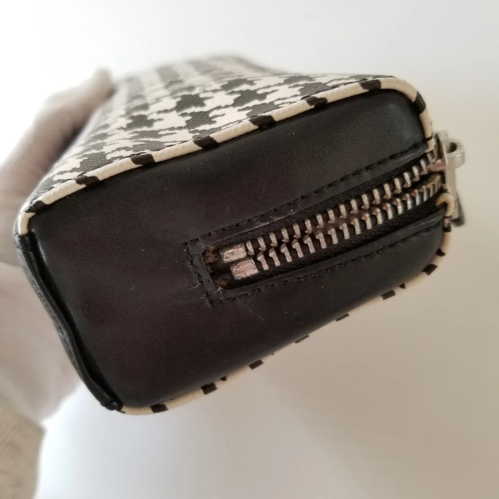 Lauren Ralph Lauren Houndstooth Cosmetic Case - Picture 4 of 10
